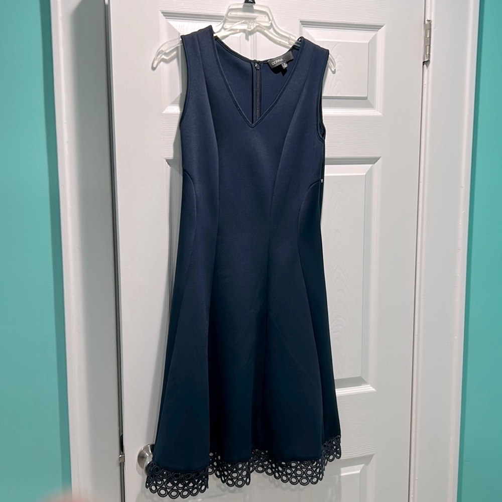 New donna Ricco v-neck navy blue sleeveless dress size 14